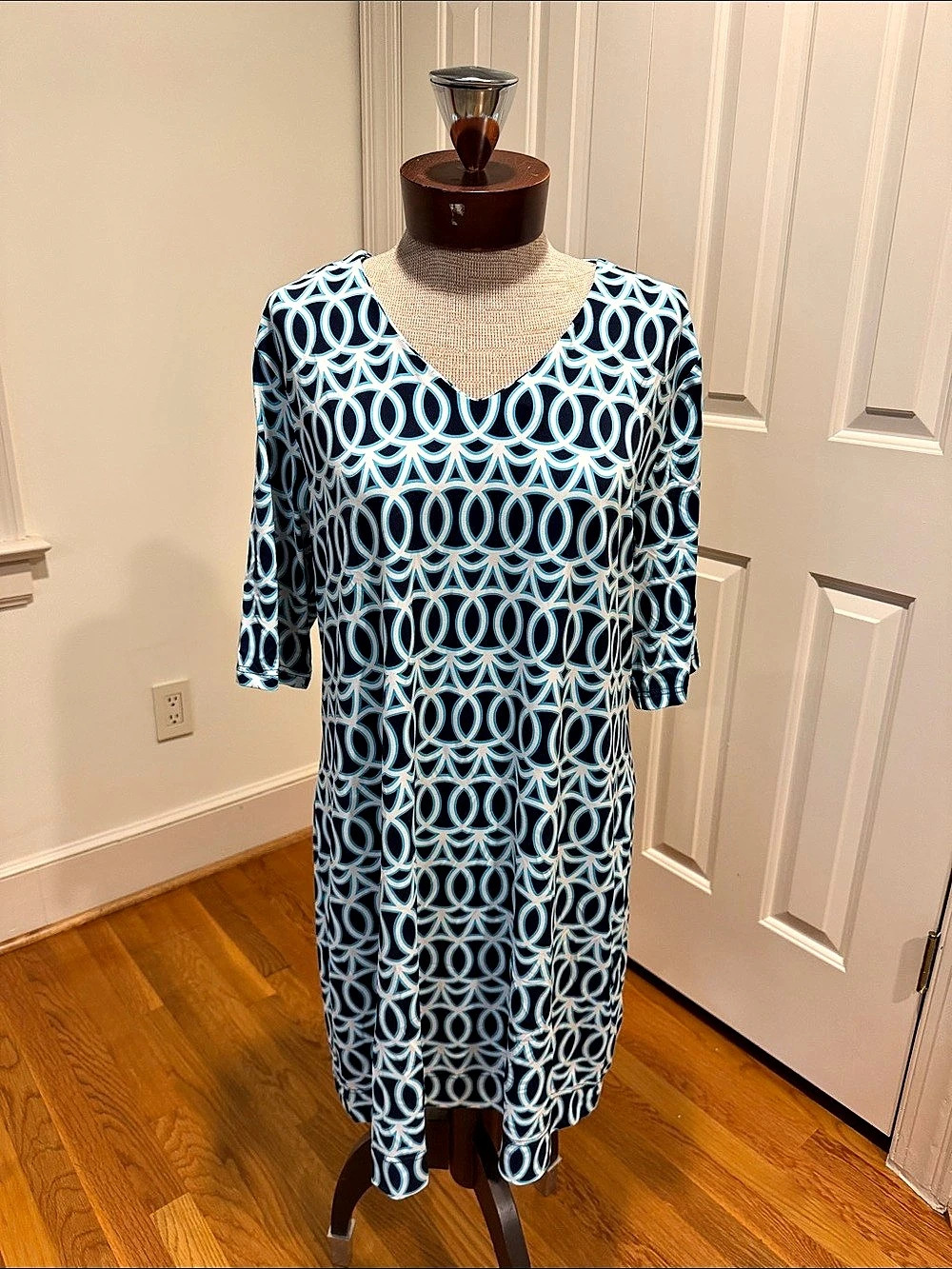 Lulu-B Geometric Midi Dress in Blue & White Size XL Like New
